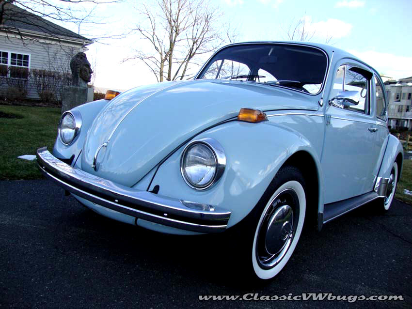 1970 VW Beetle BuG Diamond Blue Classic Sedan | Classic VW Beetles